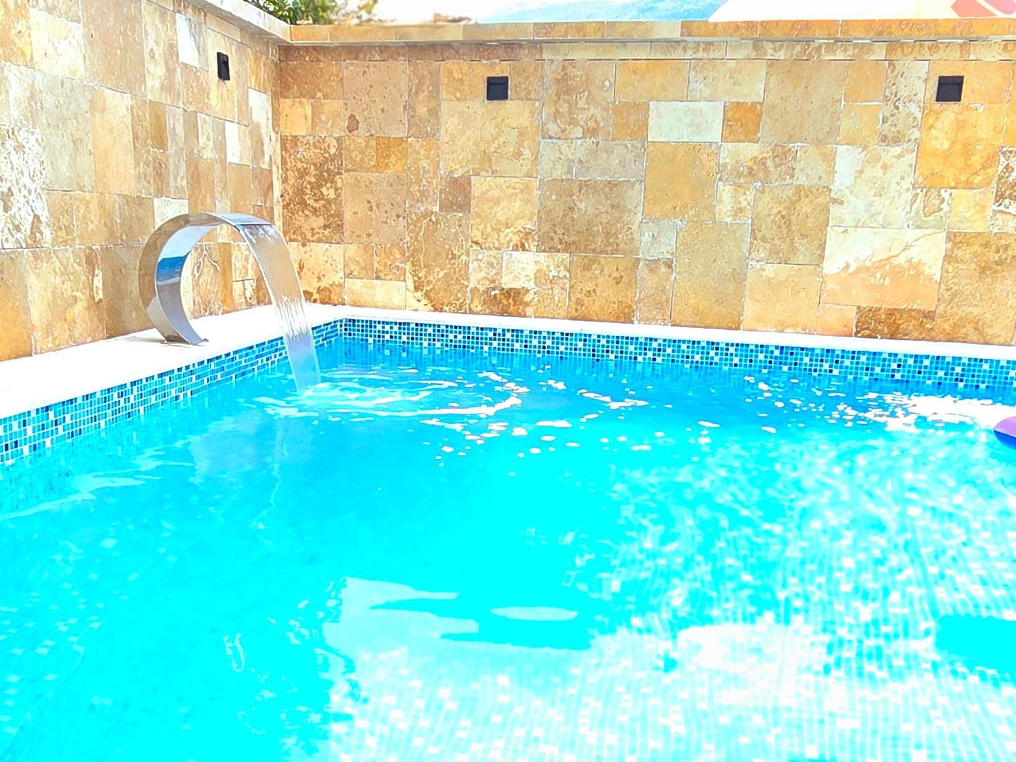 Aquamarine Jaz Montenegro Budva Buitenkant foto